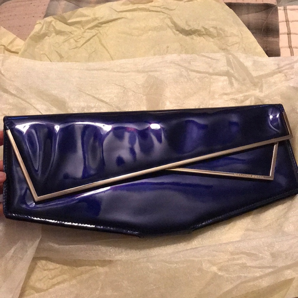 Alexander McQueen “ Envelope Clutch”